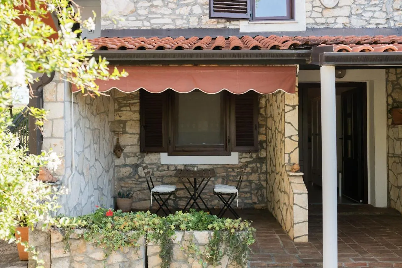 Apartmani Mirjana Umag 0*,  Croatia